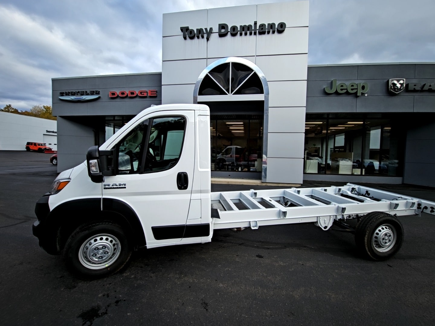 2026 RAM ProMaster Cutaway Tradesman's photo