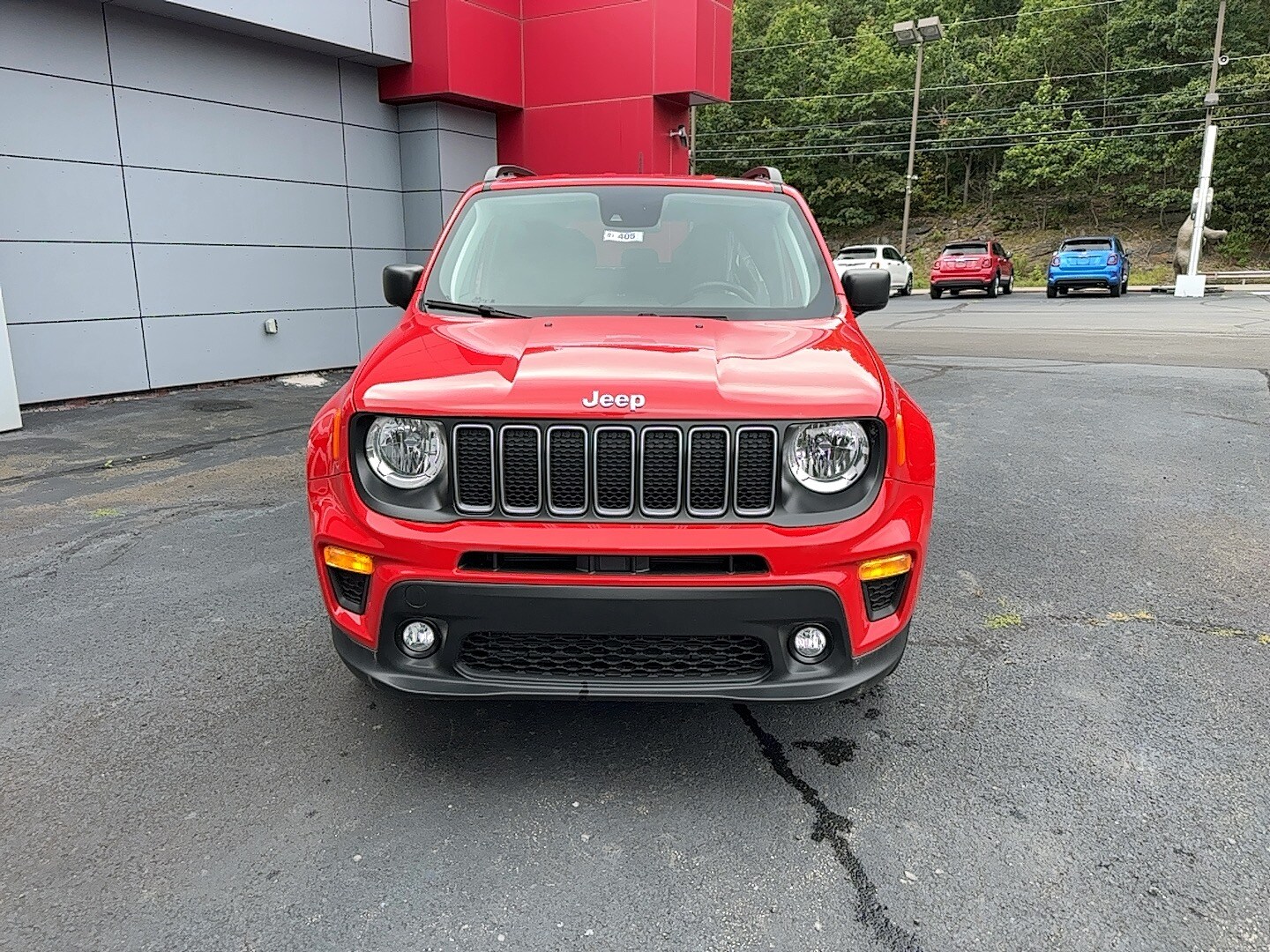 2023 Jeep Renegade Latitude Upland photo 2