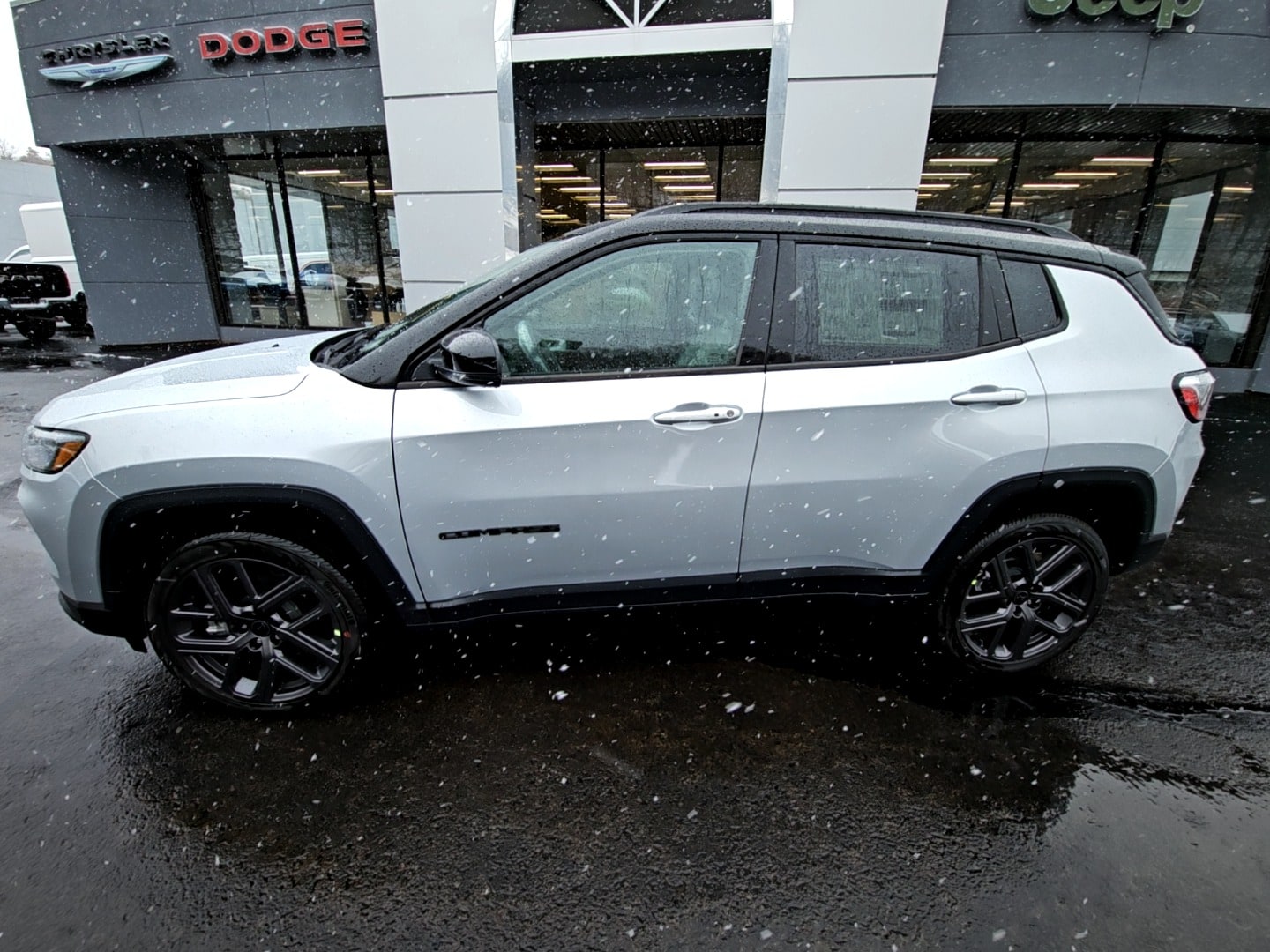 2026 Jeep Compass Limited Altitude's photo