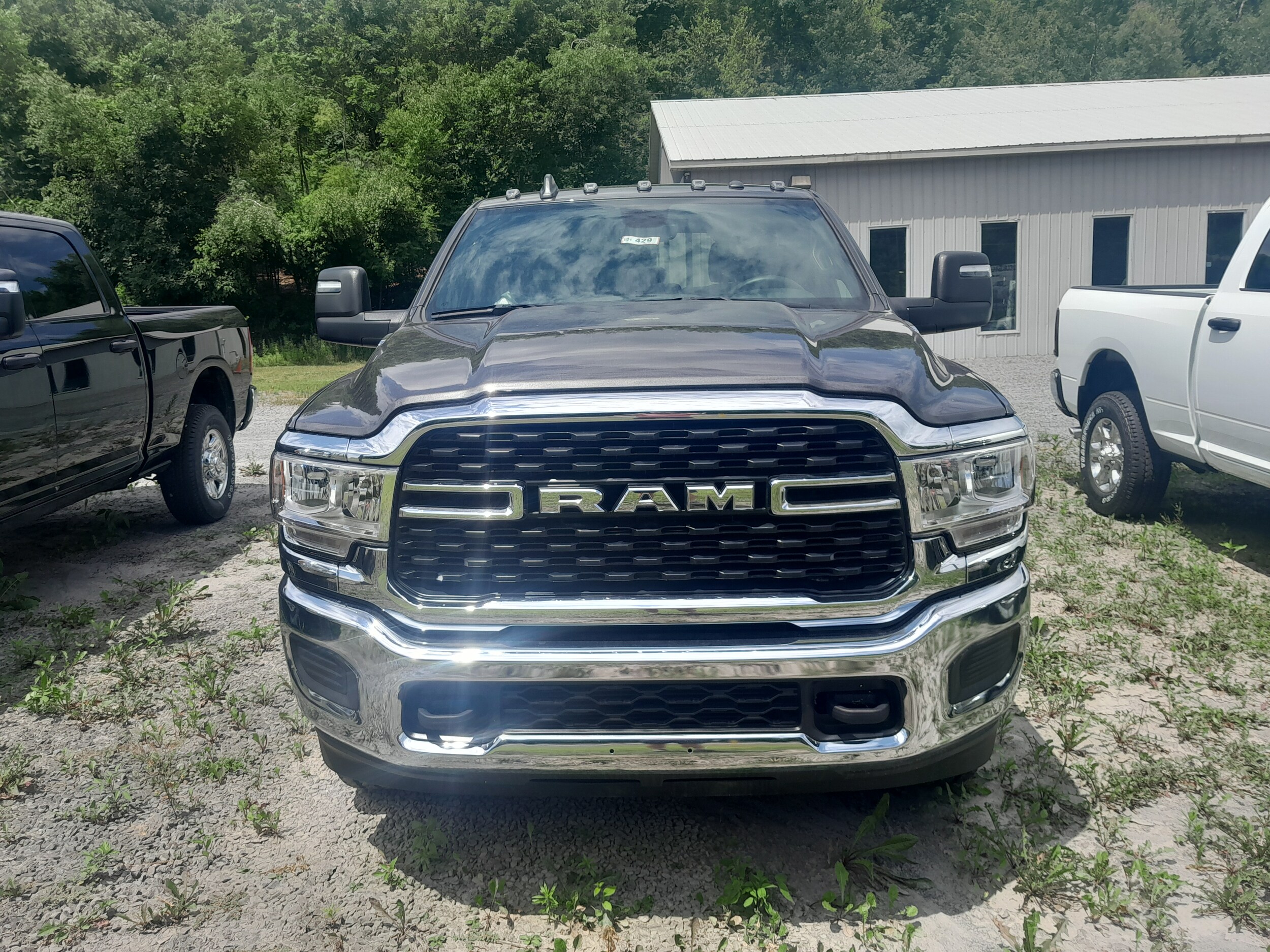 2024 Ram 2500 Big Horn photo 2