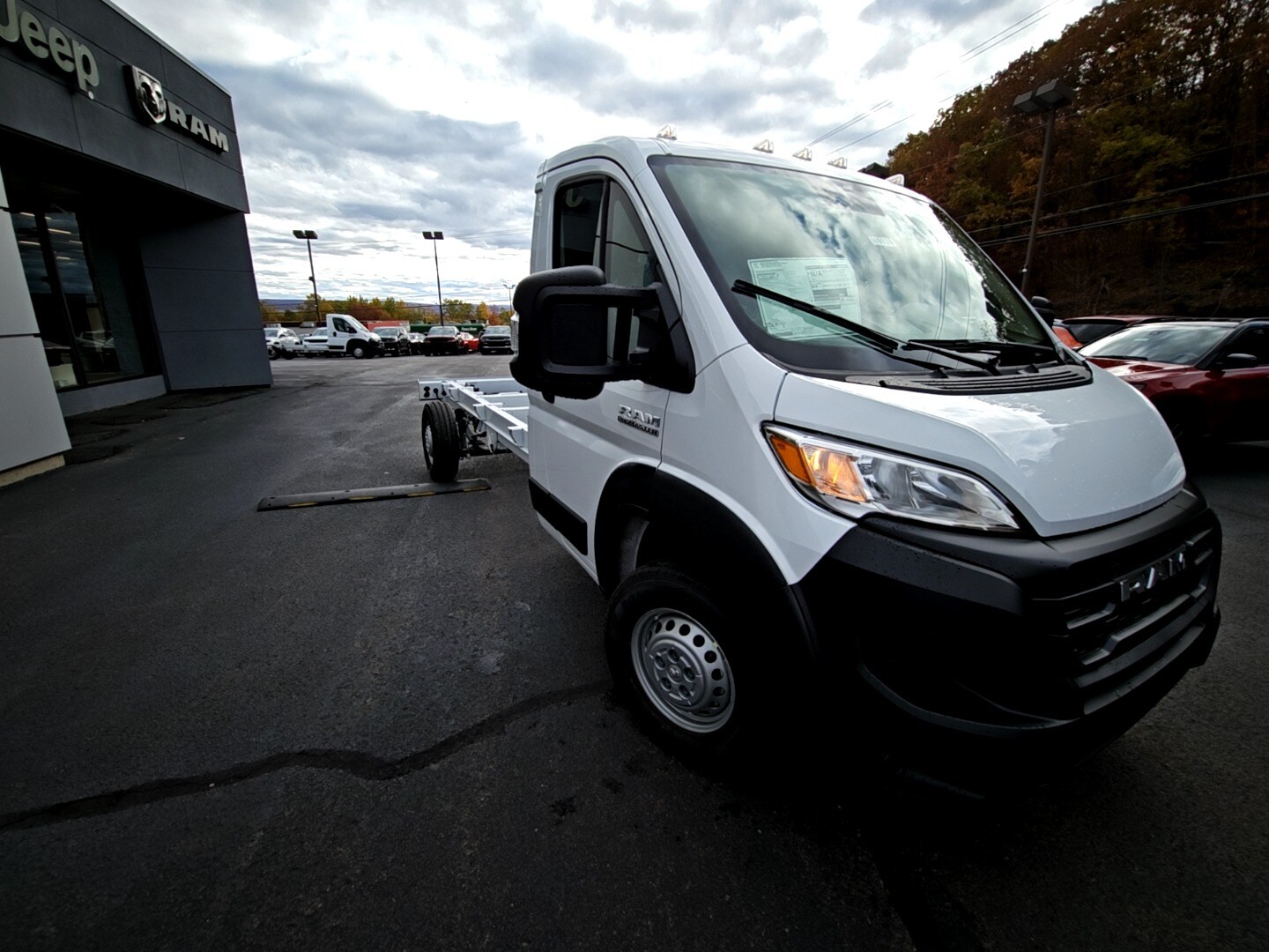 2026 Ram ProMaster 3500 Cutaway photo 4