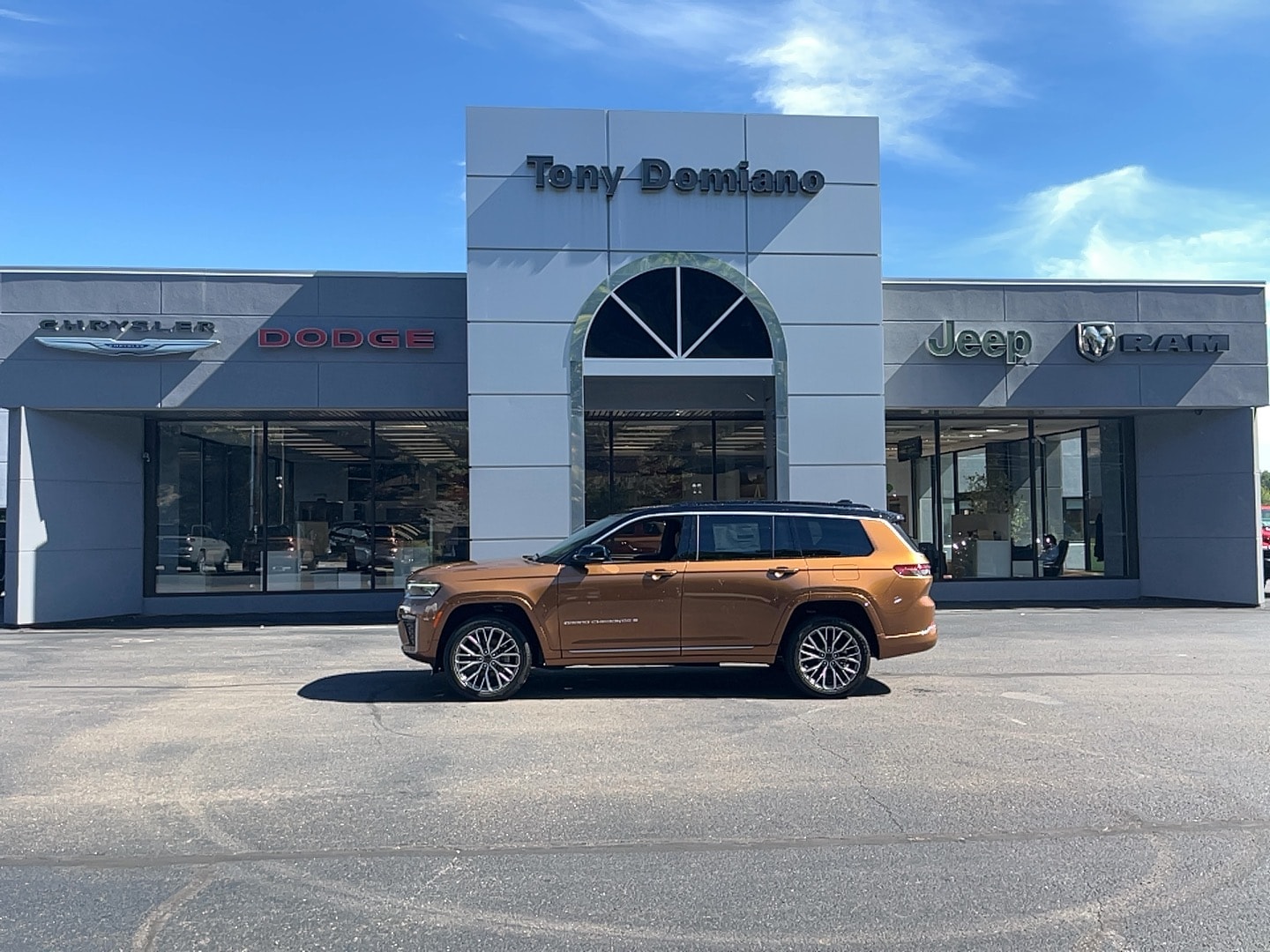 2027 Jeep Grand Cherokee L