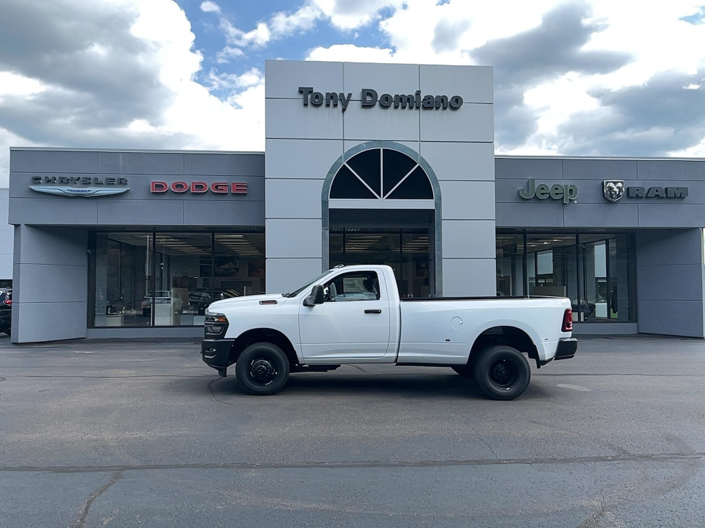 2026 RAM 3500 Pickup Tradesman