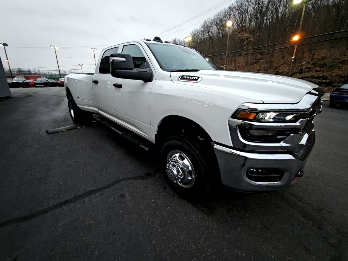 2026 Ram 3500 Tradesman photo 4