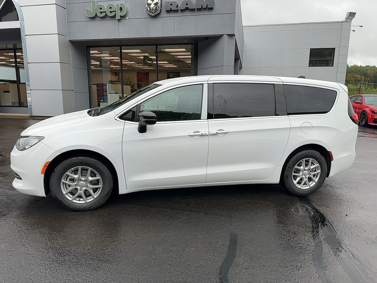 2026 Chrysler Voyager LX photo 2