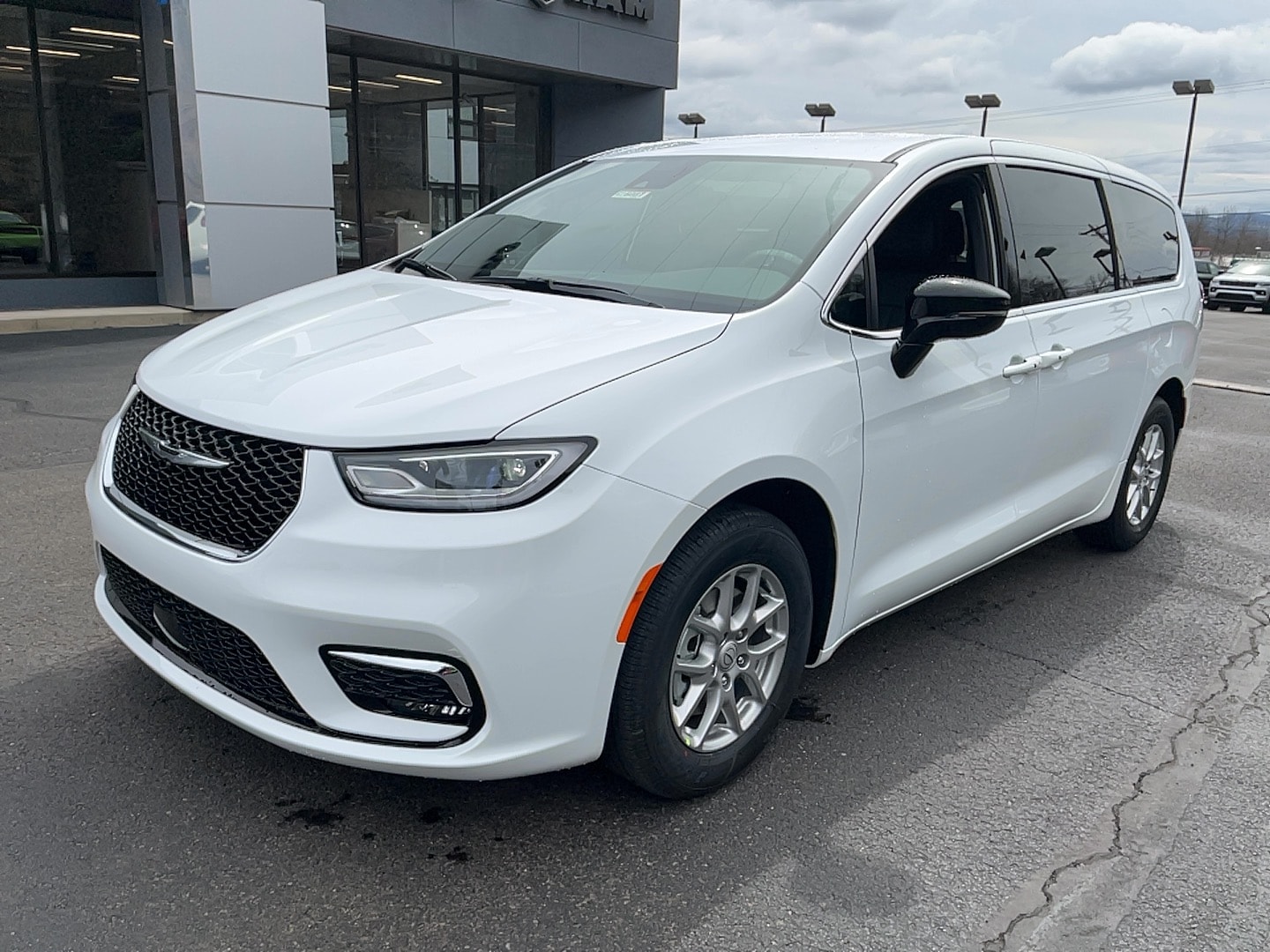 Vehicle Image 2