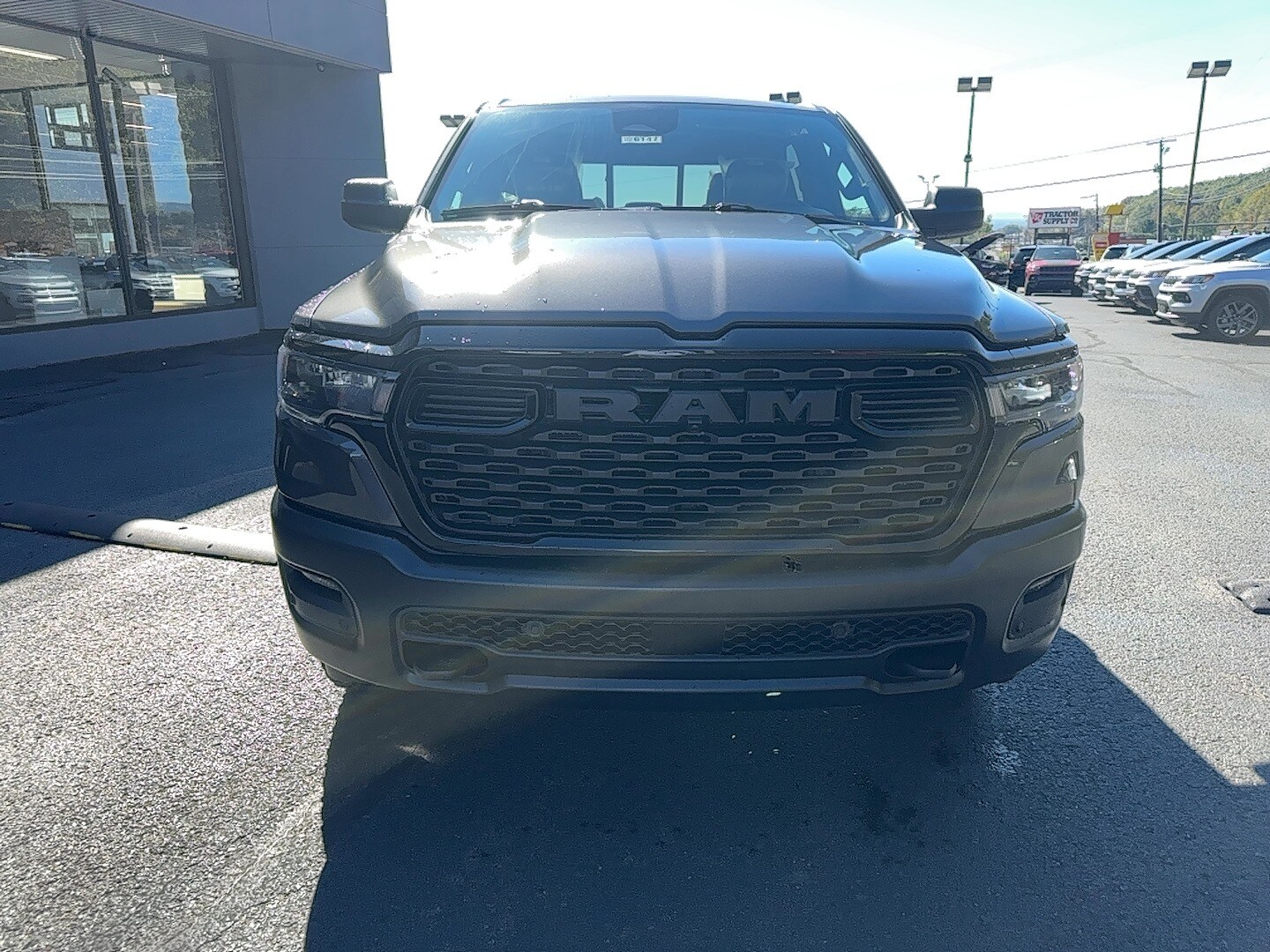 2026 Ram 1500 Tradesman photo 4