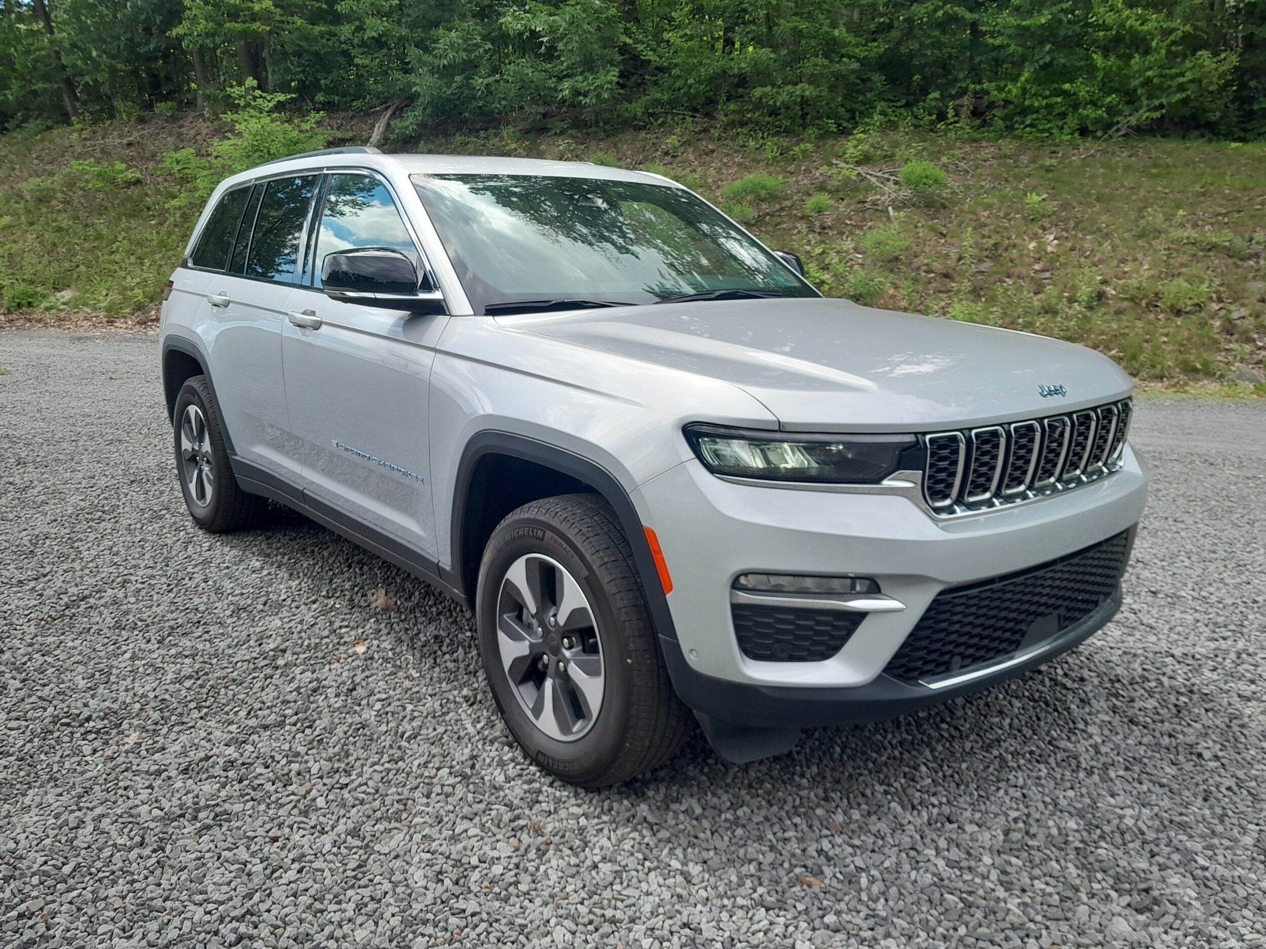 2022 Jeep Cherokee 4xe Base photo 3