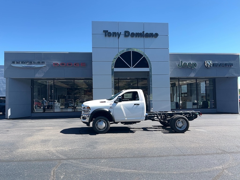 New 2026 Ram 5500 Tradesman/Big Horn Pickup