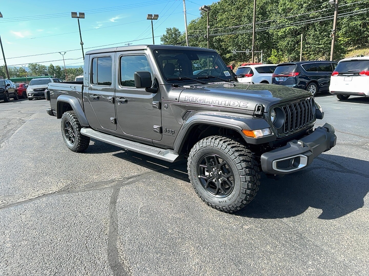 2025 Jeep Gladiator Sport photo 3