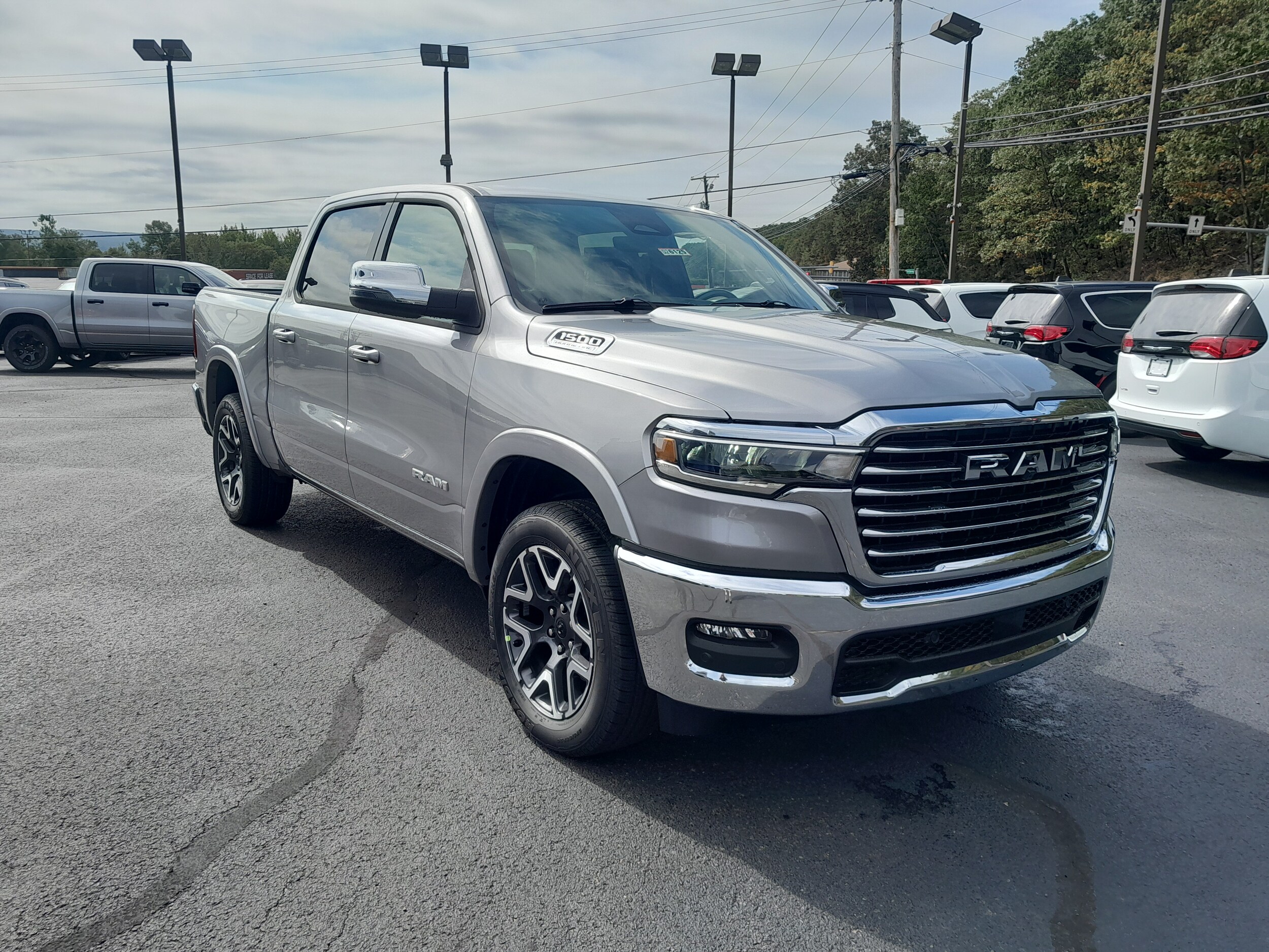 2026 Ram 1500 Laramie photo 3