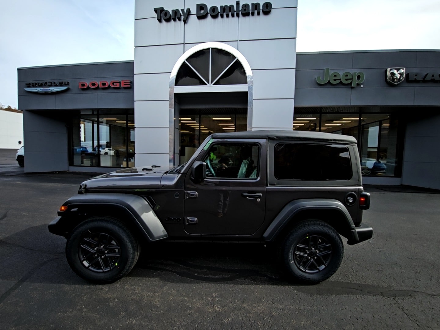 2026 Jeep Wrangler 2-Door Sport S's photo