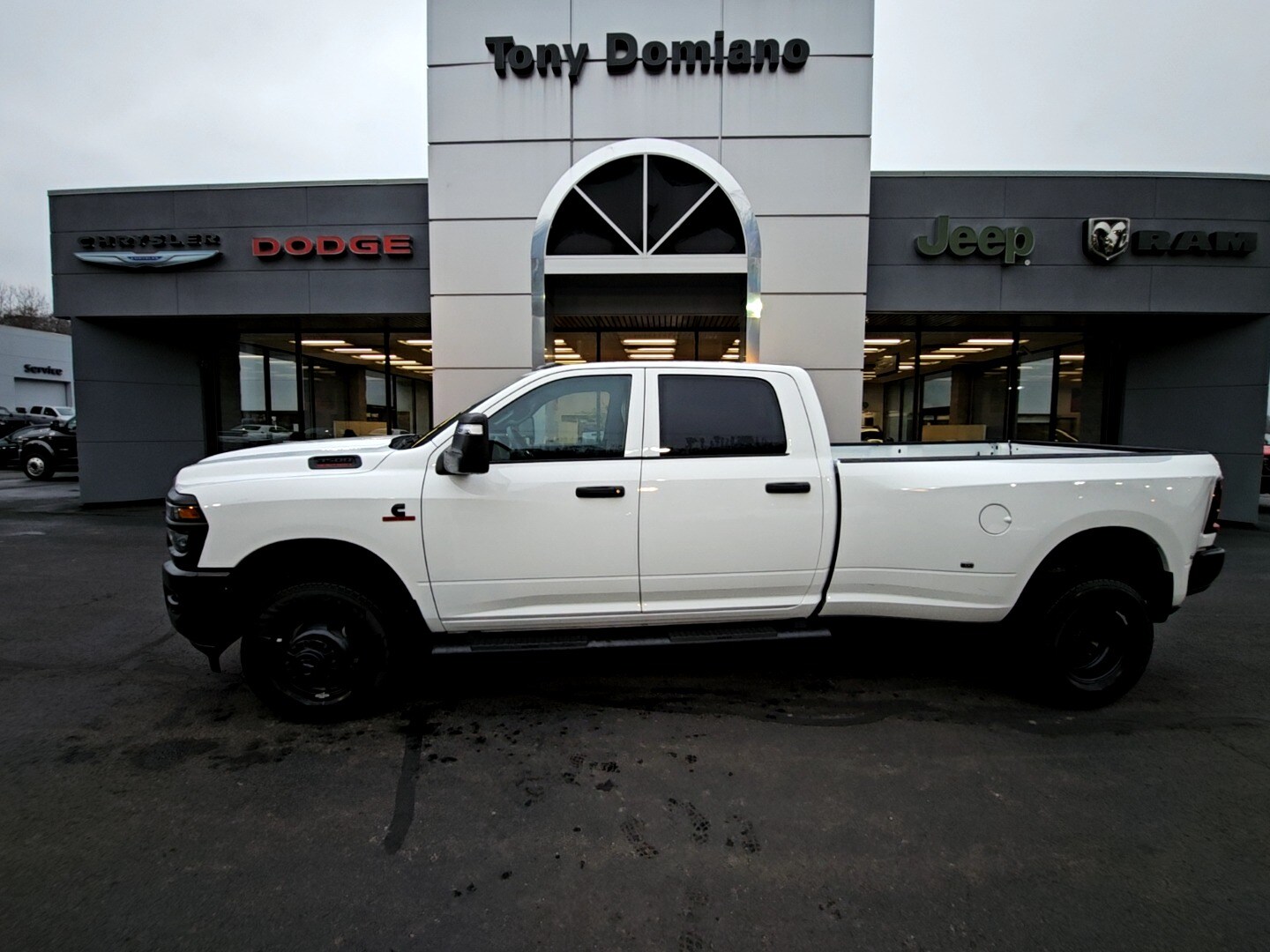 2026 Ram 3500 Tradesman photo 2
