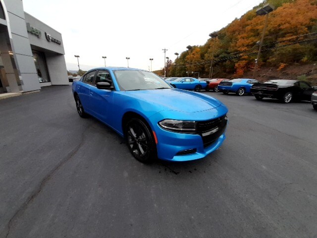 2023 Dodge Charger SXT photo 3