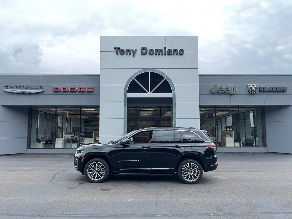 New 2027 Jeep Grand Cherokee Summit Sport Utility