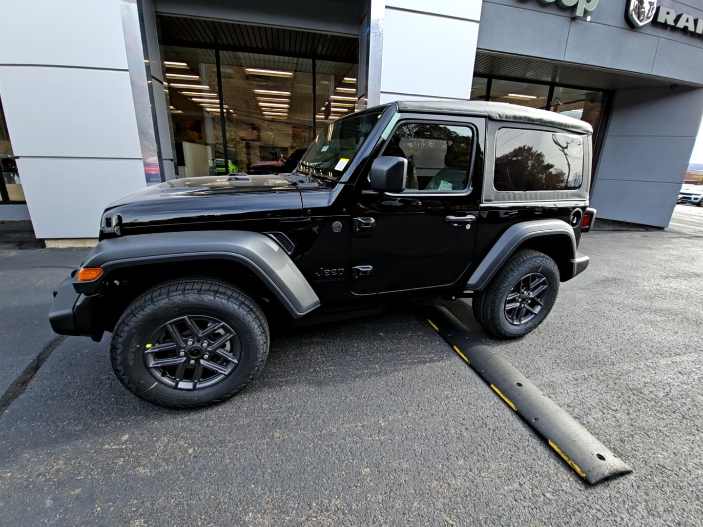 2026 Jeep Wrangler 2-Door Sport S's photo