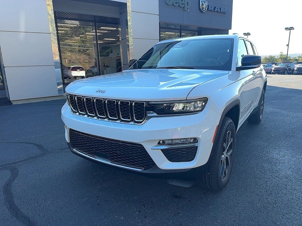 New 2025 Jeep Grand Cherokee Limited Sport Utility
