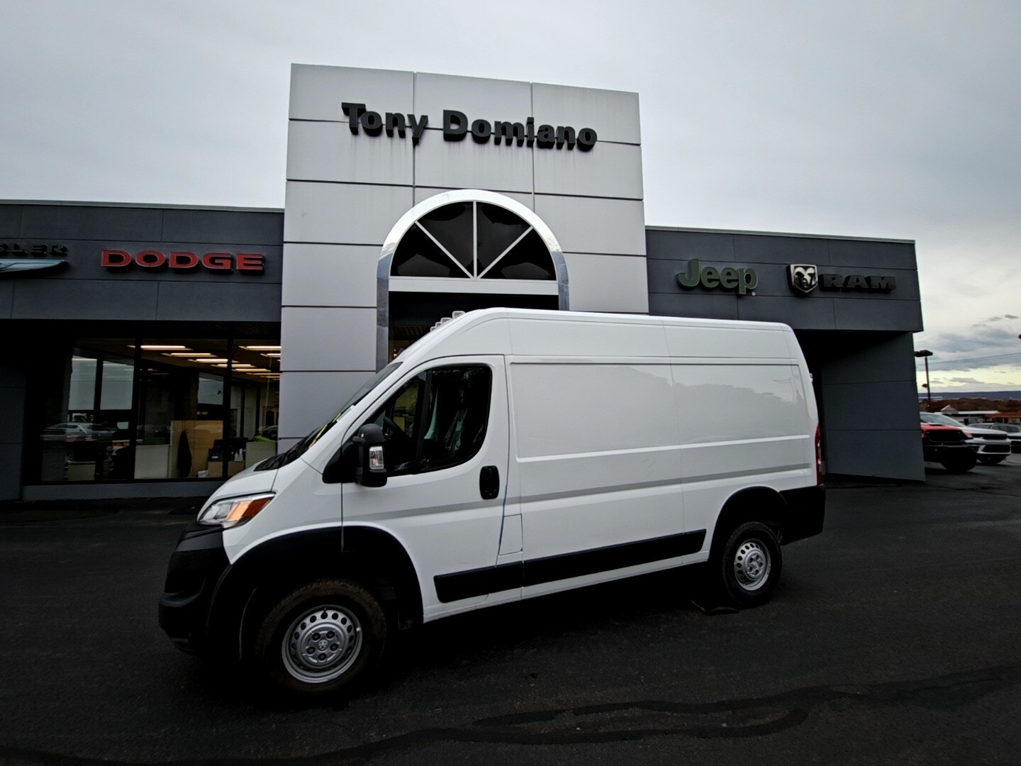 2026 Ram ProMaster 3500 photo 3