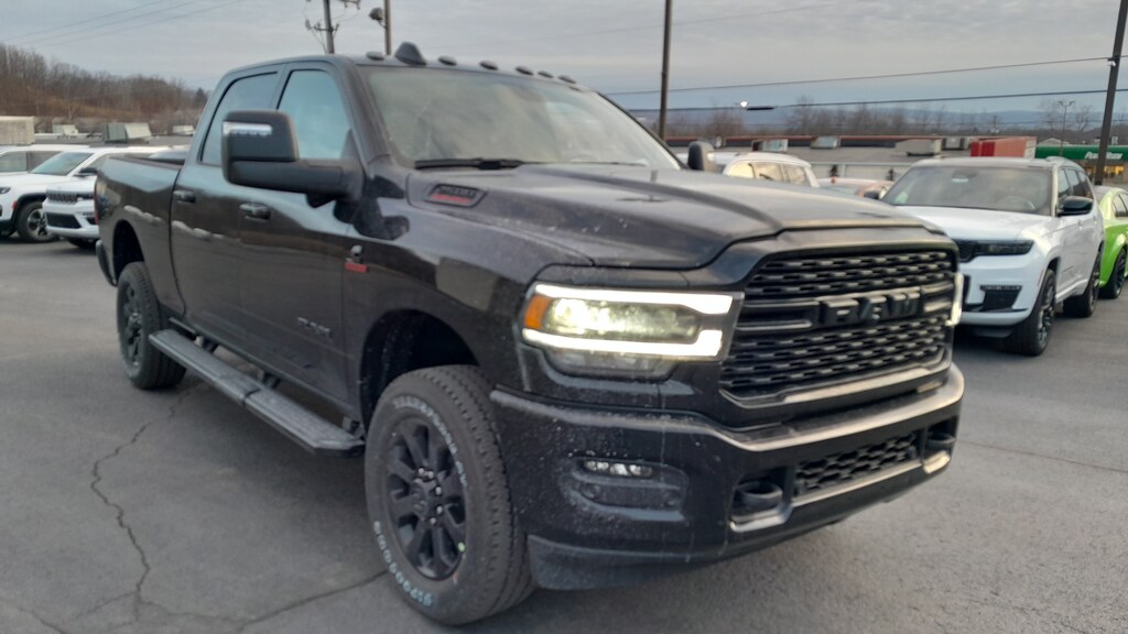 New 2024 Ram 2500 BIG HORN CREW CAB 4X4 6'4' BOX For Sale Cobleskill NY