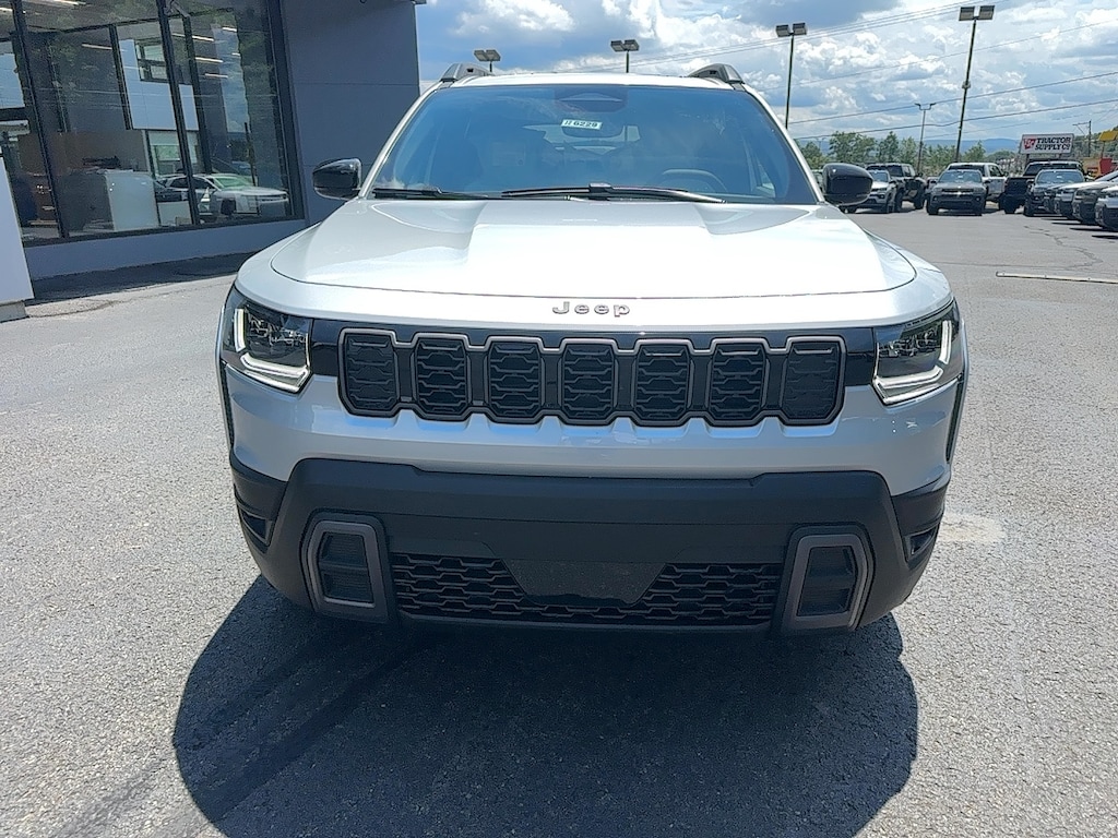 New 2026 Jeep Cherokee Laredo/Limited Sport Utility