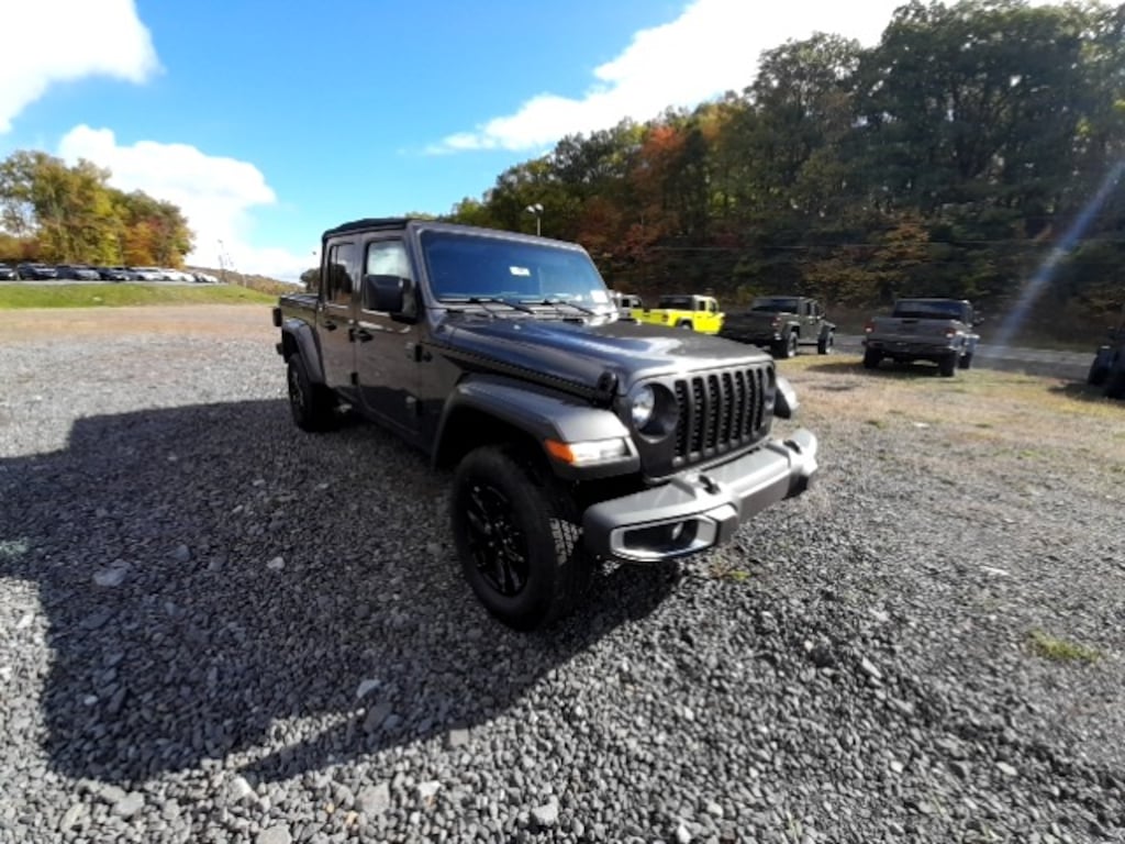 New 2023 Jeep Gladiator SPORT S 4X4 For Sale Cobleskill NY