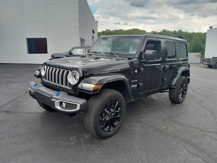 2024 Jeep Wrangler 4xe Sahara SUV