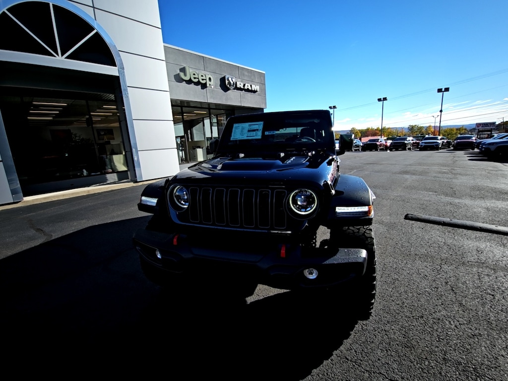 New 2026 Jeep Wrangler Rubicon Sport Utility