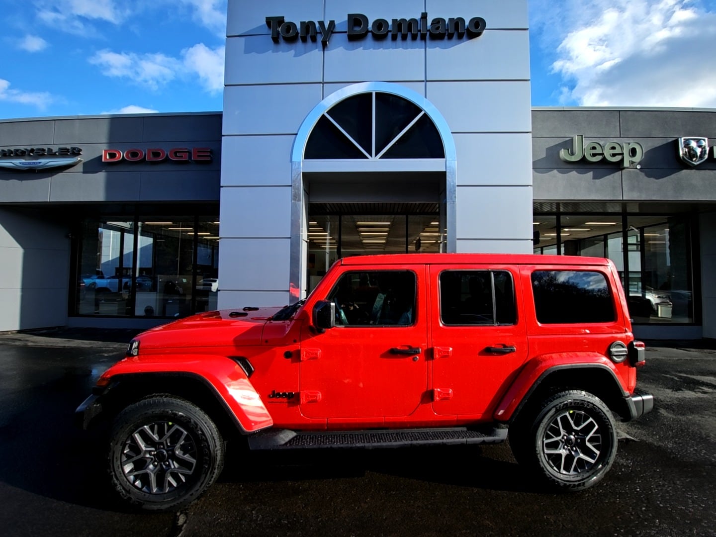 2026 Jeep Wrangler Sahara's photo