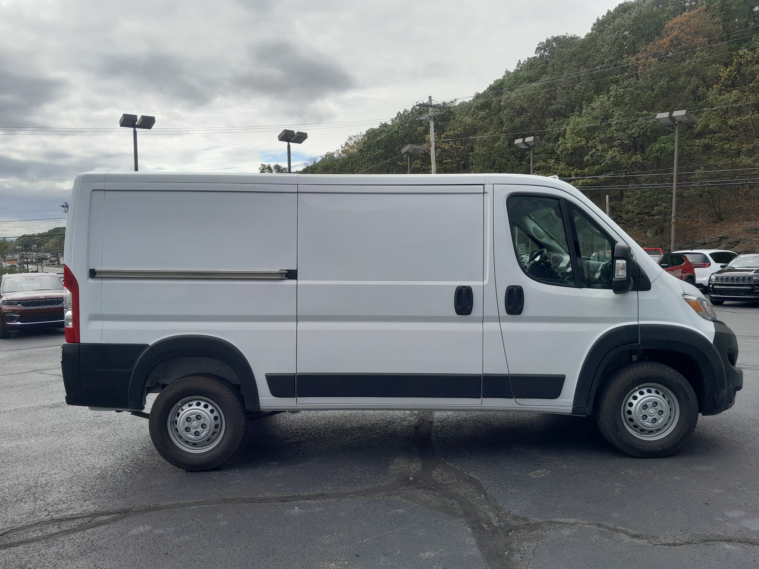 2026 Ram ProMaster 1500 photo 4