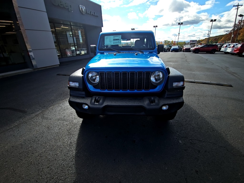 New 2026 Jeep Wrangler Sport Sport Utility