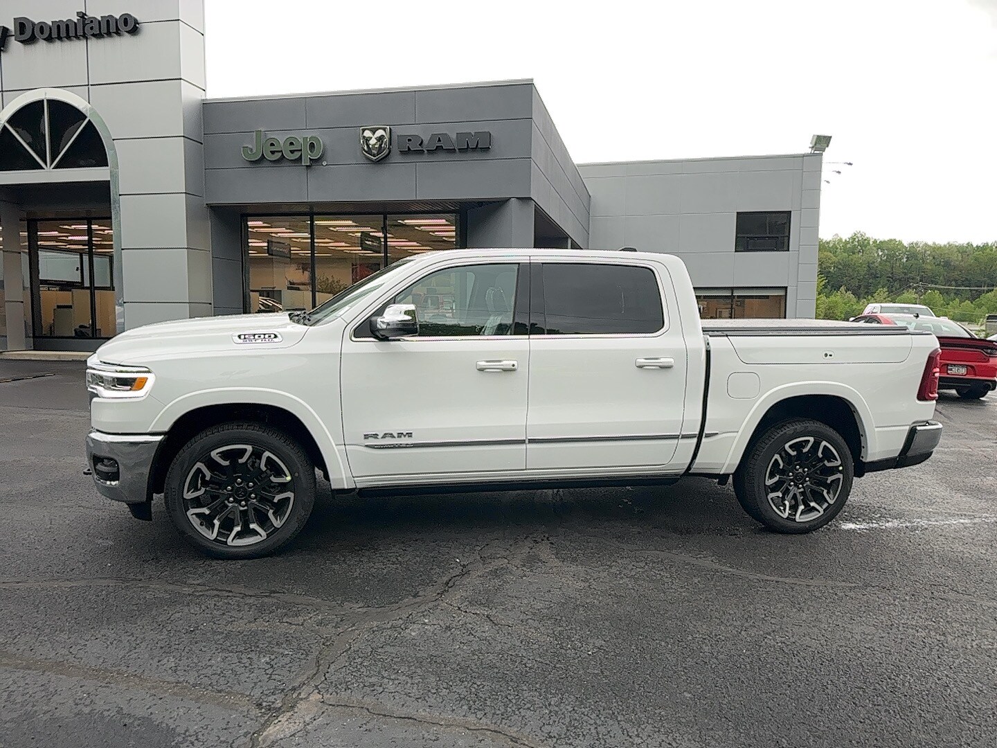 2025 Ram 1500 Limited photo 2