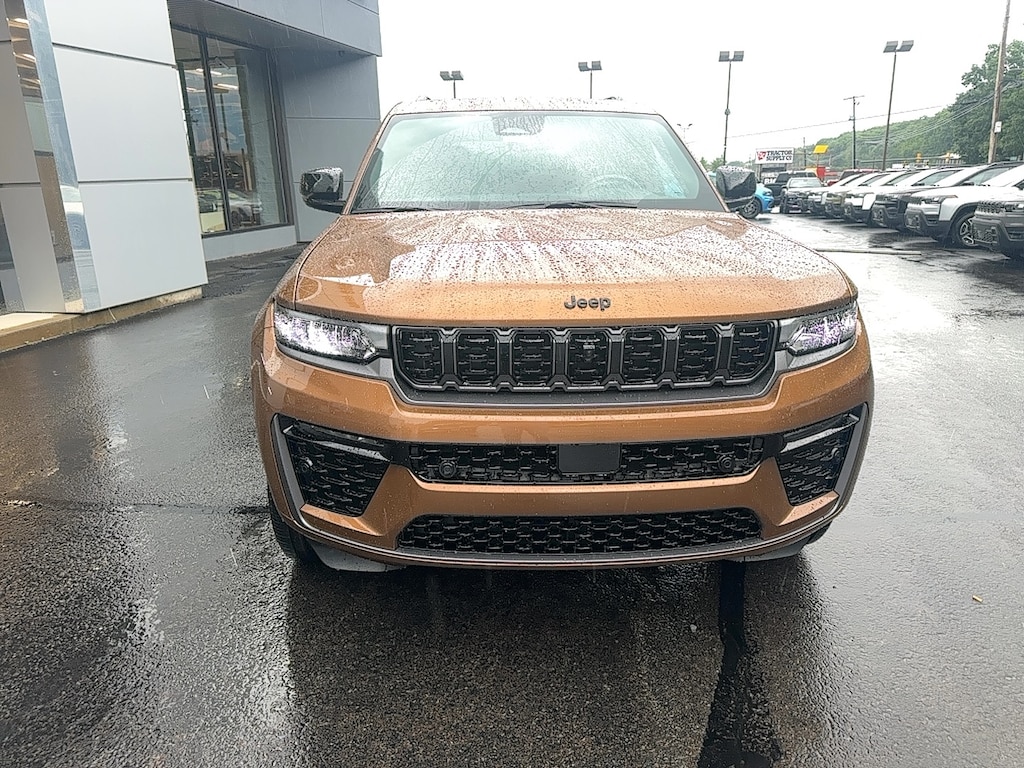 New 2026 Jeep Grand Cherokee Limited Sport Utility