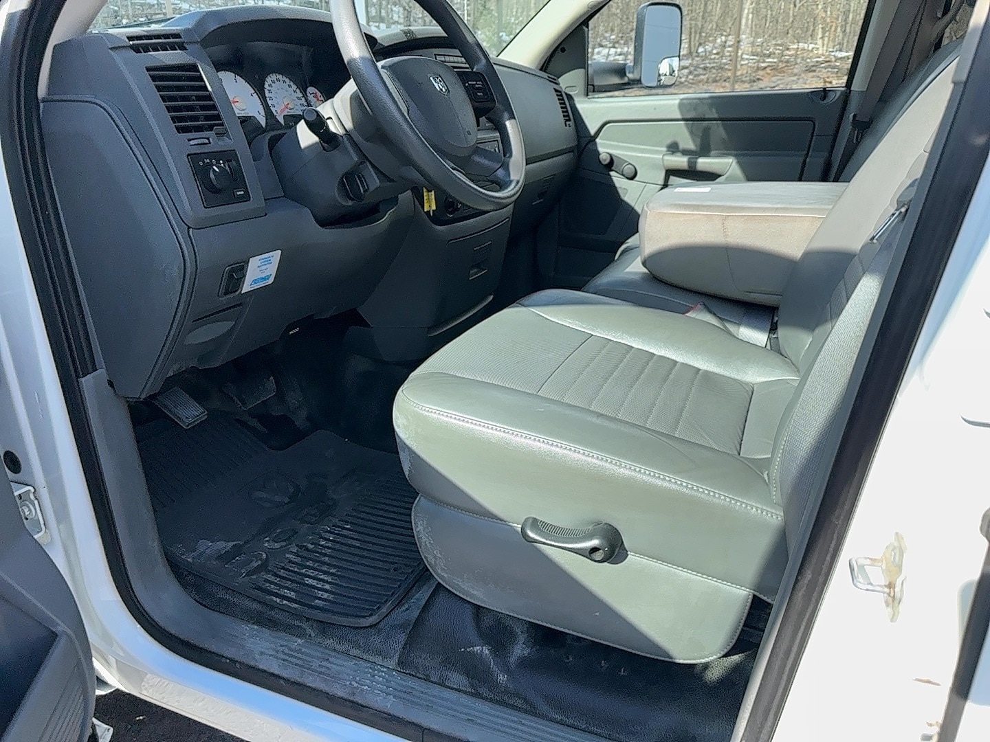 2008 Dodge Ram 5500 - Photo 14