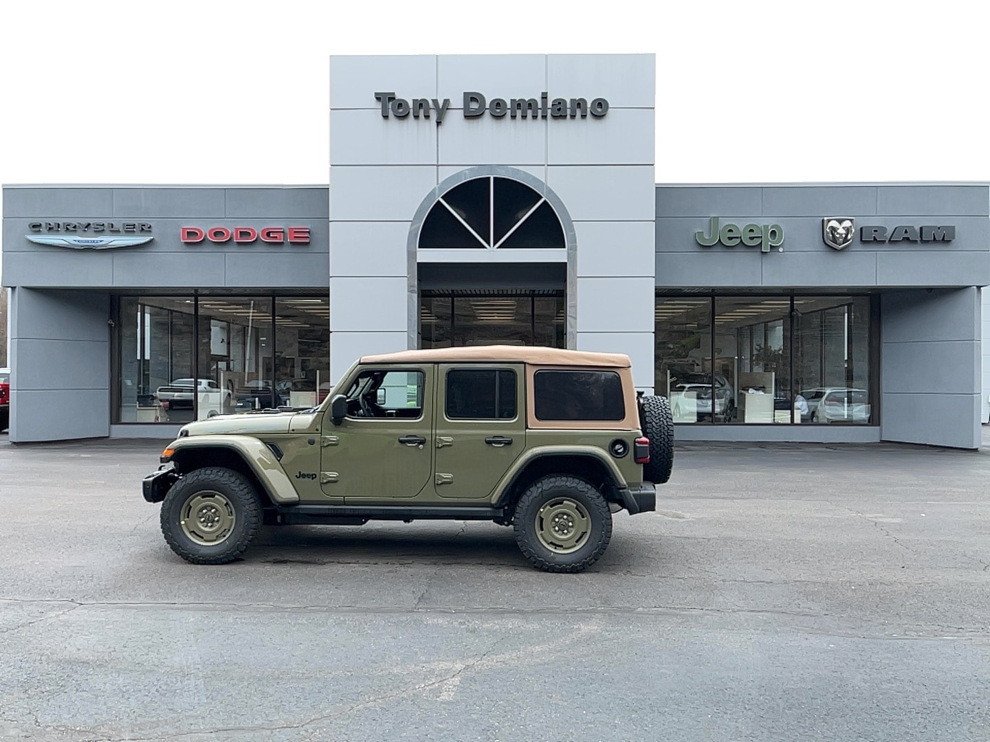 2026 Jeep Wrangler Willys 41 Auto's photo