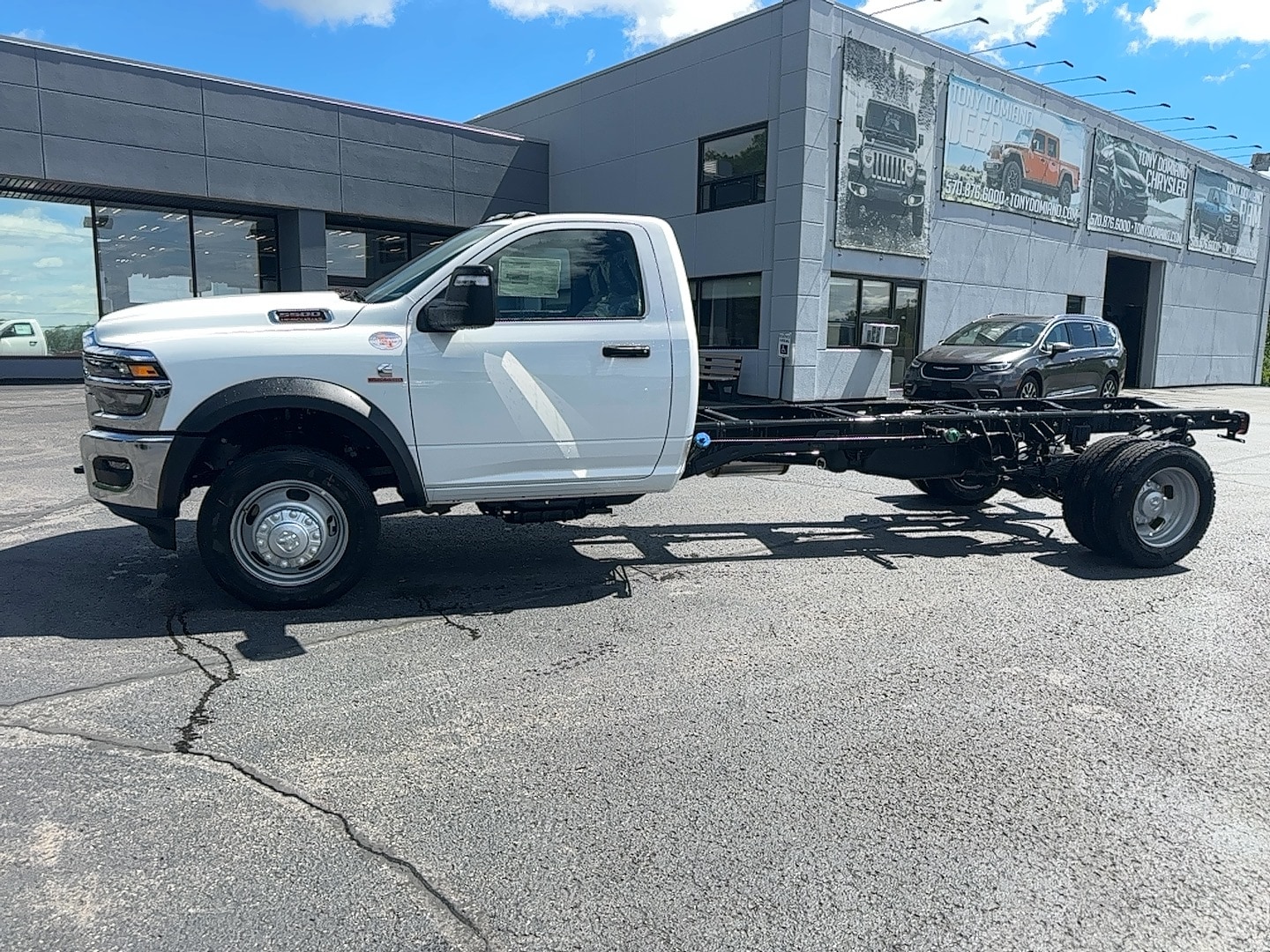 2026 RAM 5500 Big Horn 4X4 Reg Cab LWB DRW 205" WB's photo