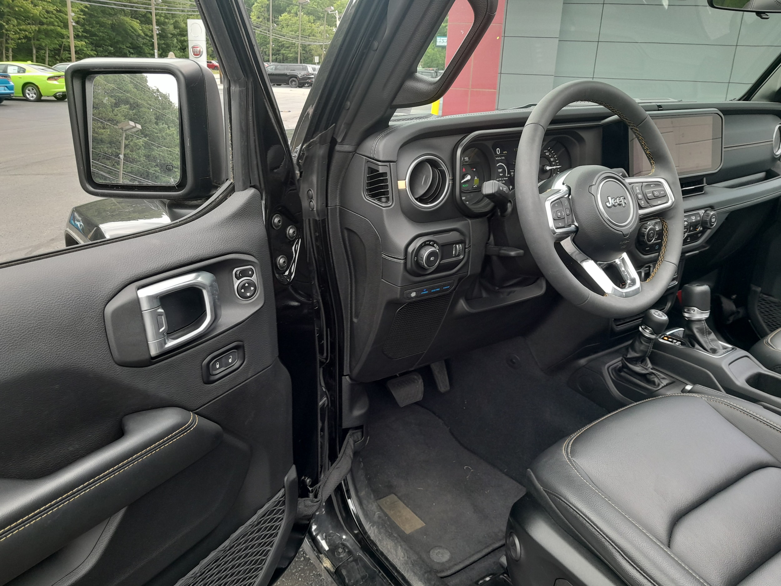2024 Jeep Wrangler 4xe Sahara 4XE - Photo 14