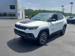 2025 Jeep Compass Trailhawk Sport Utility