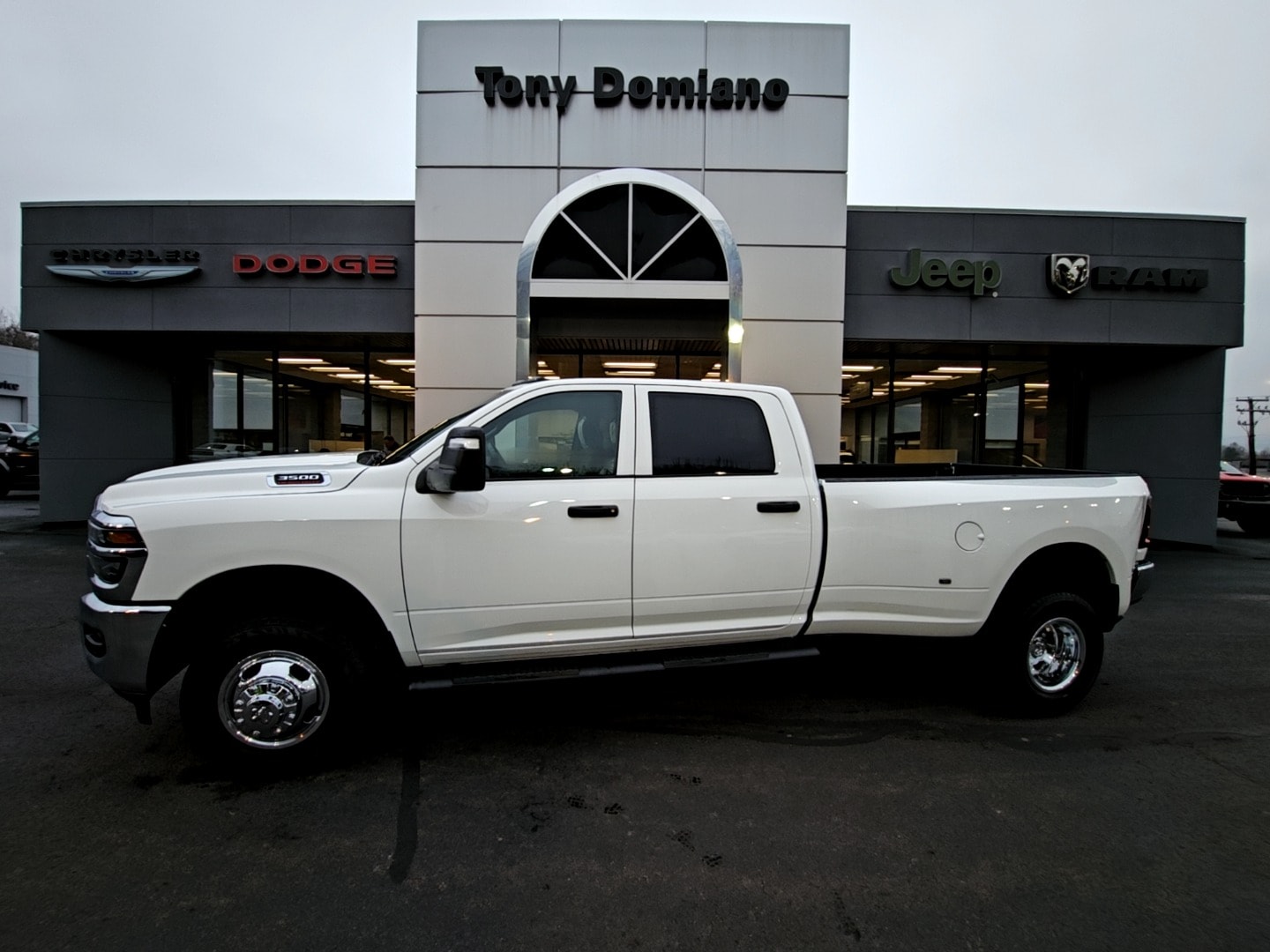 2026 RAM Ram 3500 Pickup Tradesman's photo