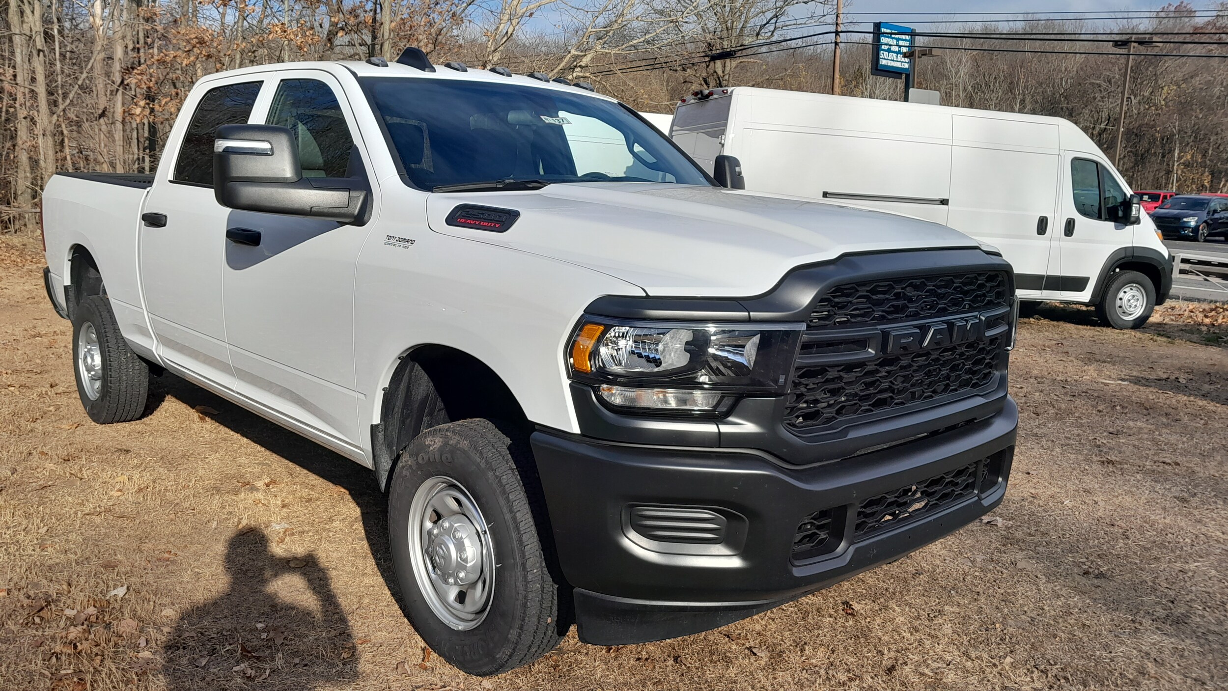 2023 Ram 2500 Tradesman photo 3