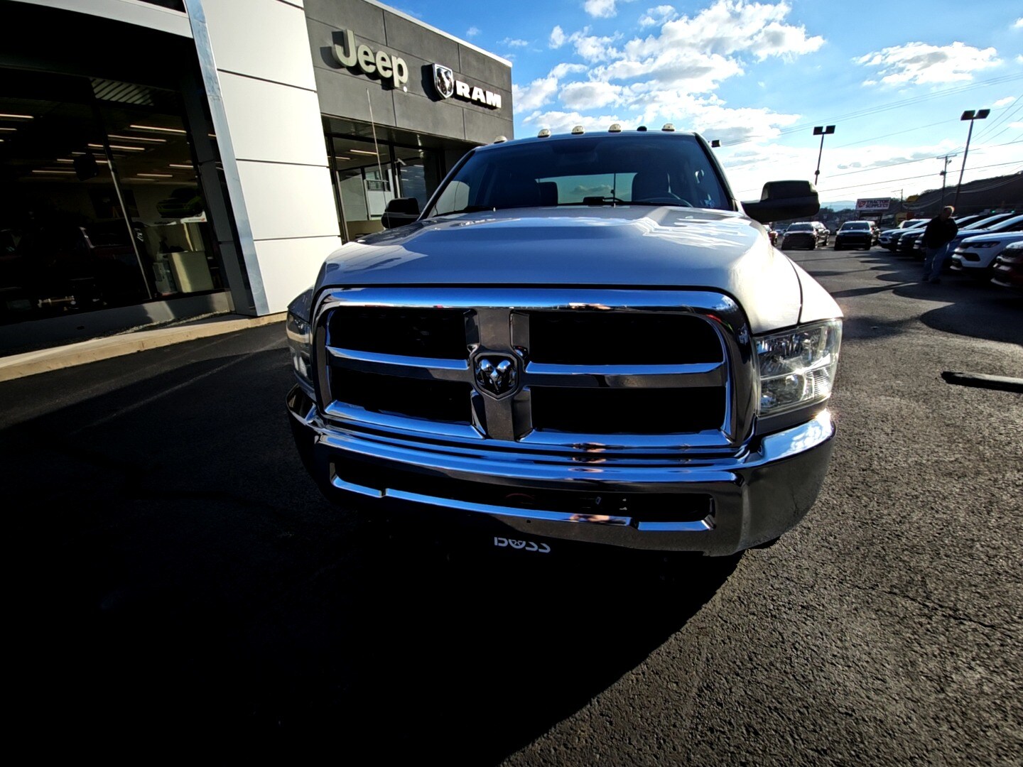2016 Ram 3500 Tradesman photo 3