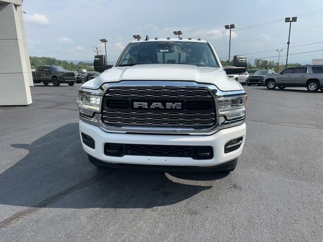 2023 Ram 3500 Limited photo 3