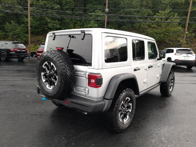 2024 Jeep Wrangler Rubicon photo 3