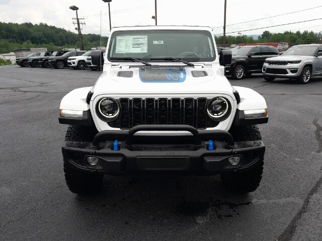 2023 Jeep Wrangler Rubicon 4xe Sport photo 2