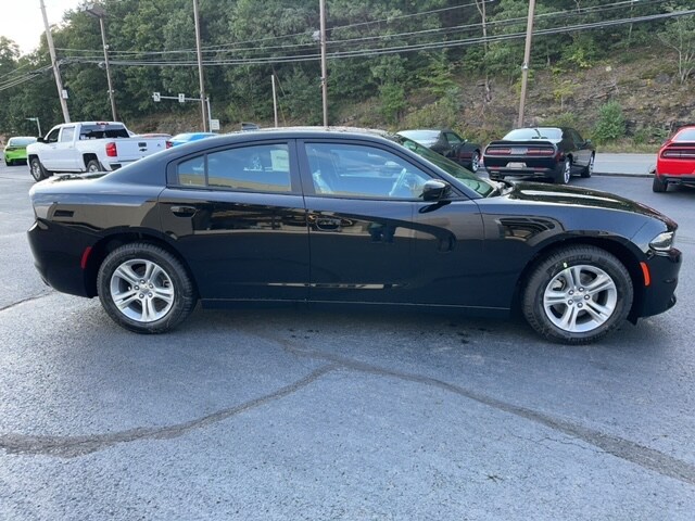 2023 Dodge Charger SXT photo 4