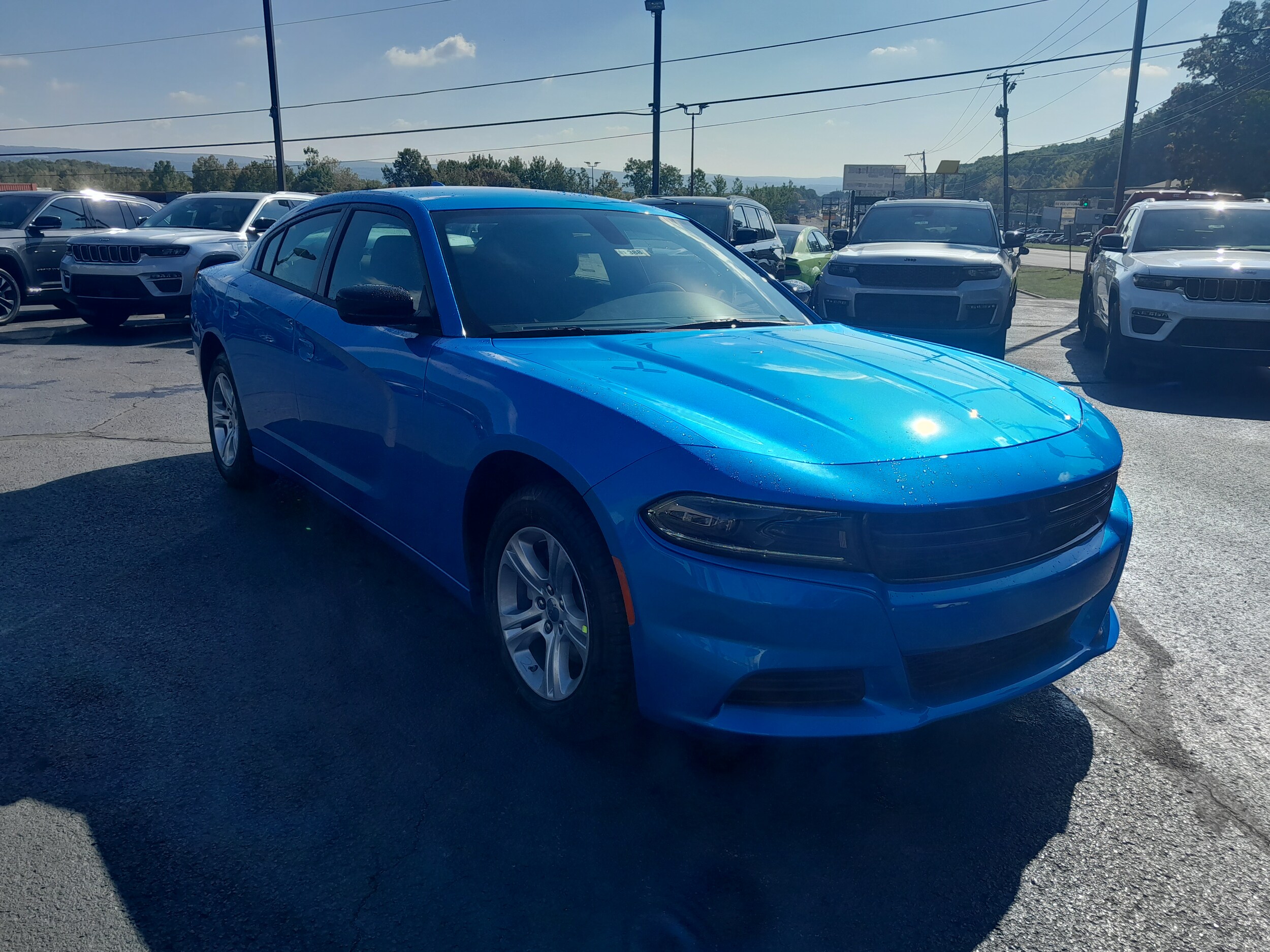 2023 Dodge Charger SXT photo 3