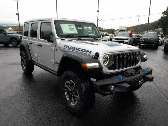 2024 Jeep Wrangler Rubicon photo 2