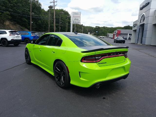 2023 Dodge Charger Scat Pack photo 4