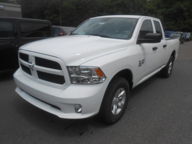2019 ram 1500 express quad cab