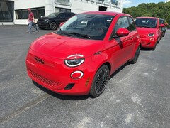 2024 FIAT 500e INSPI(RED) Hatchback
