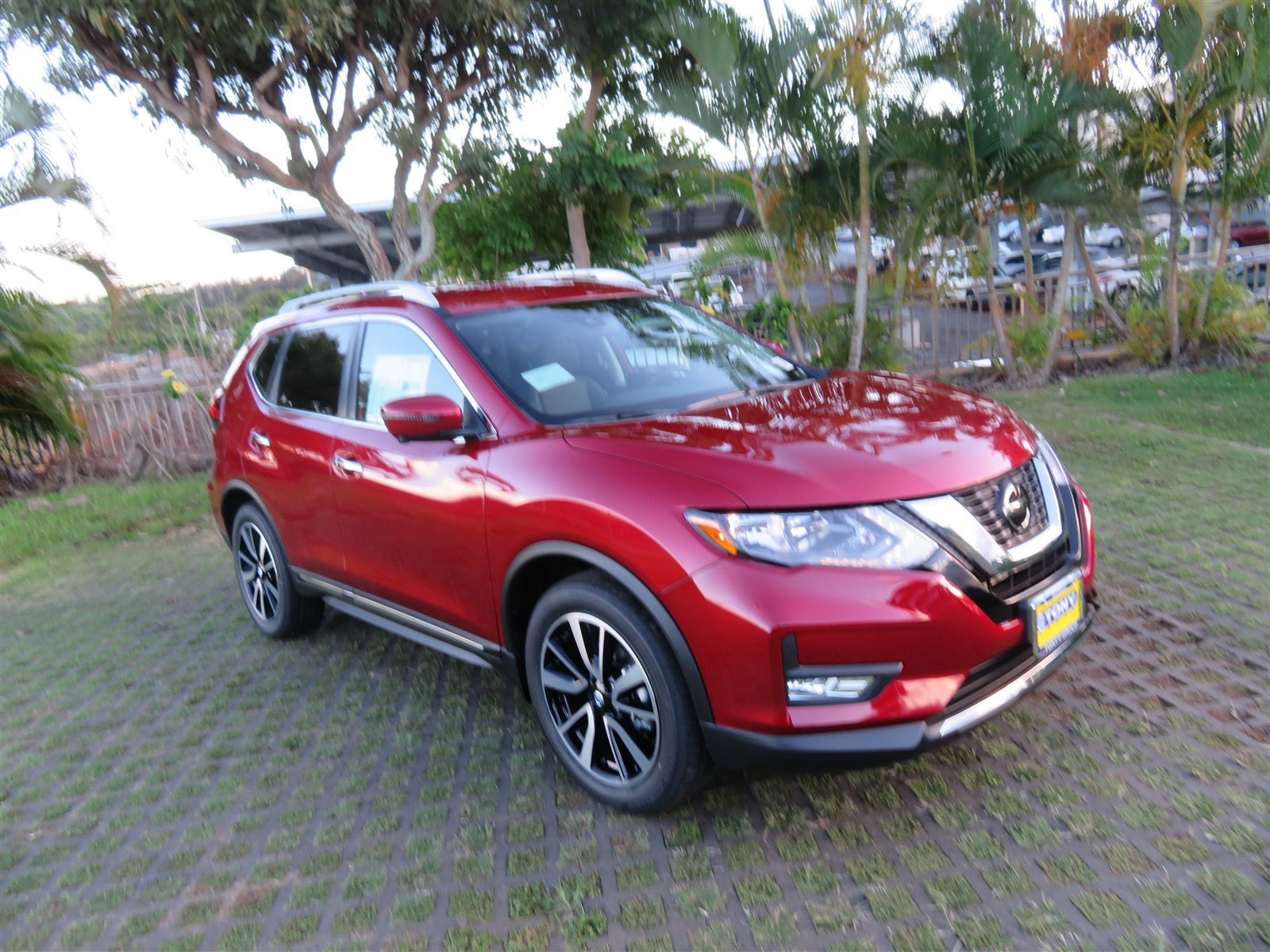 Honolulu New 20182019 Nissan & Used Car Dealer Waipahu, Oahu Tony